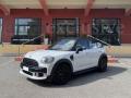 1 MINI Countryman
